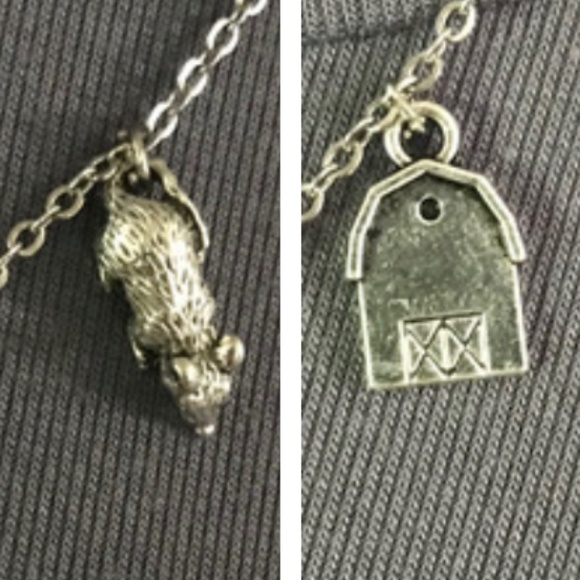 Charlotte’s Web by E. B. White Handmade Literature Necklace, Book Cover, Spider - Picture 4 of 16